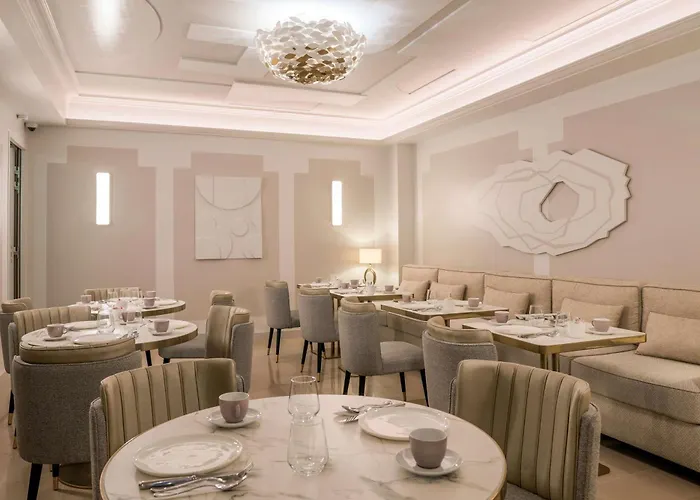 Hotel Camille Tapestry Collection By Hilton Parigi