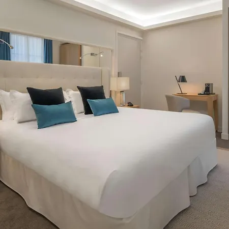 Camille Tapestry Collection By Hilton 4*