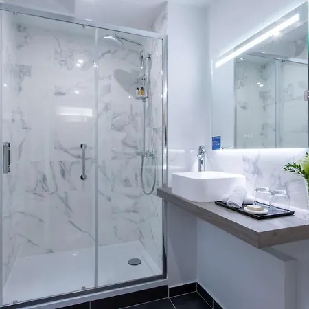 Camille Tapestry Collection By Hilton 4* باريس