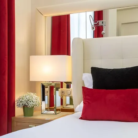 Camille Tapestry Collection By Hilton فندق باريس