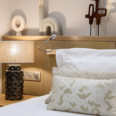 Camille Tapestry Collection By Hilton 4*