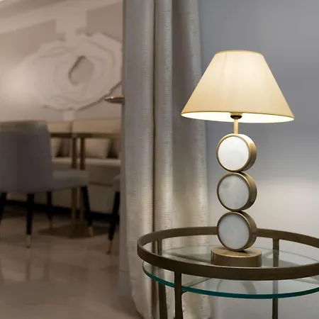 Camille Tapestry Collection By Hilton فندق باريس