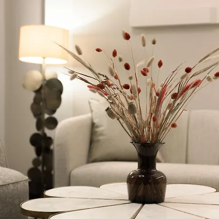 Camille Tapestry Collection By Hilton 4*