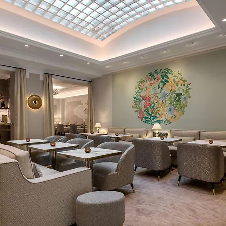 فندق Camille Tapestry Collection By Hilton