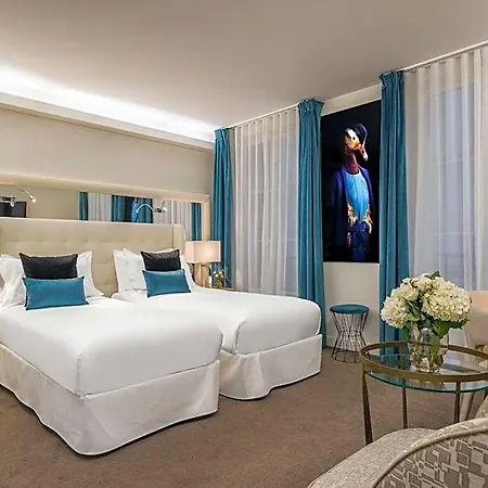 Camille Tapestry Collection By Hilton Hotel París
