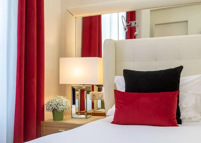 Camille Tapestry Collection By Hilton Hotel Paris