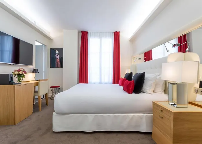 Camille Tapestry Collection By Hilton 4* Paris