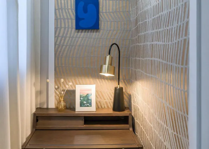 Camille Tapestry Collection By Hilton 4* Paris