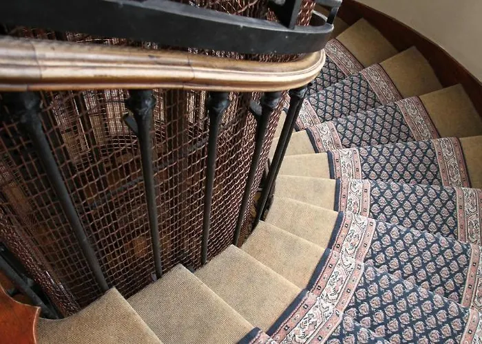 Camille Tapestry Collection By Hilton 4*